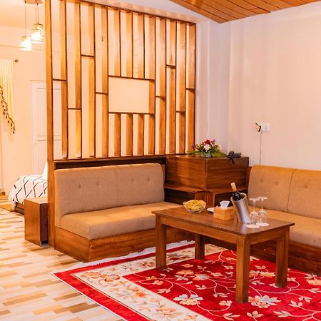 Busy Bee Resort, โพคารา ภายนอก รูปภาพ