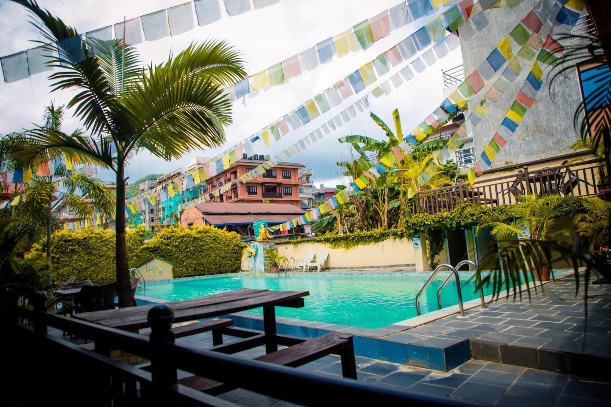Busy Bee Resort, โพคารา ภายนอก รูปภาพ