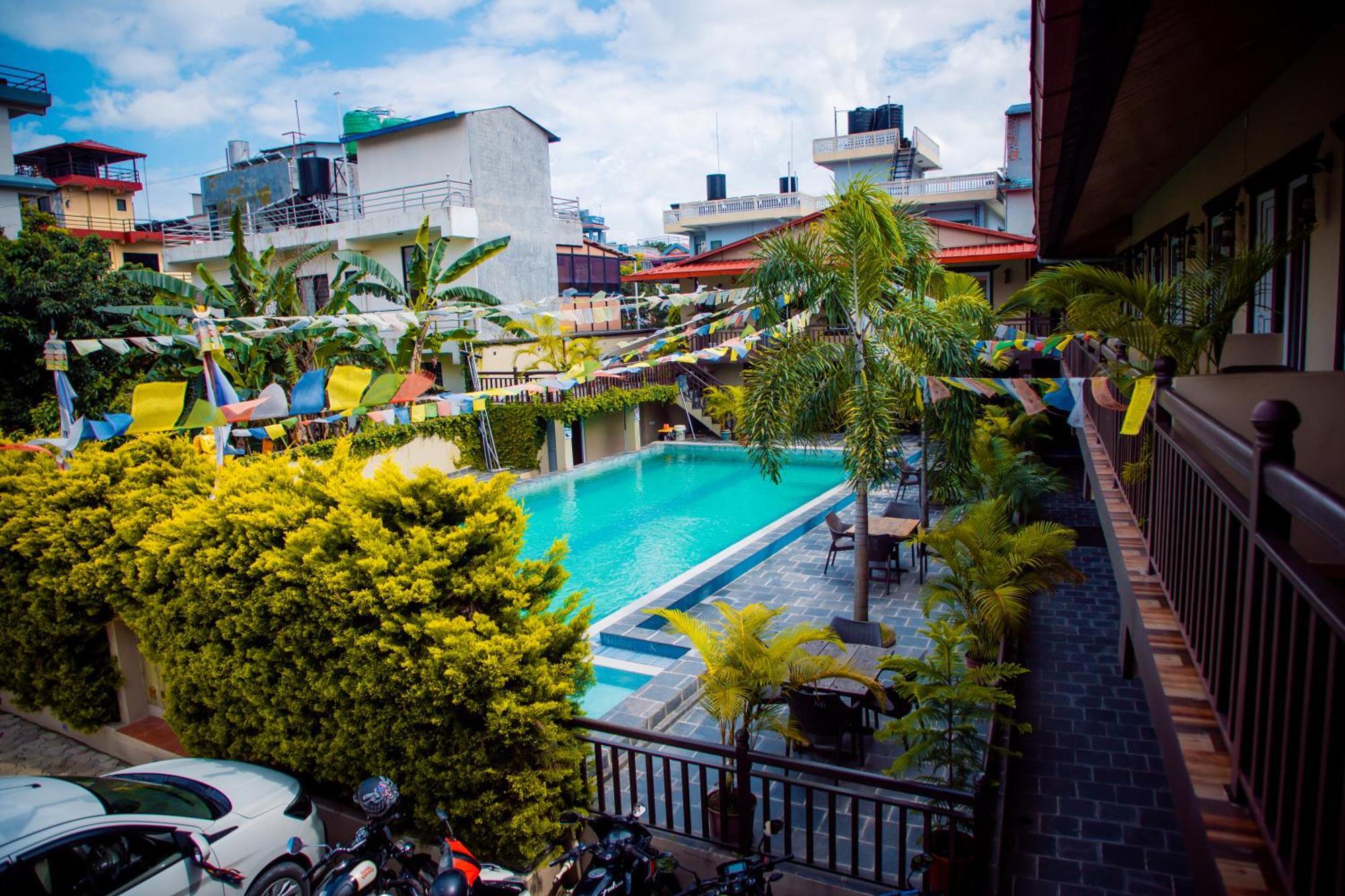 Busy Bee Resort, โพคารา ภายนอก รูปภาพ