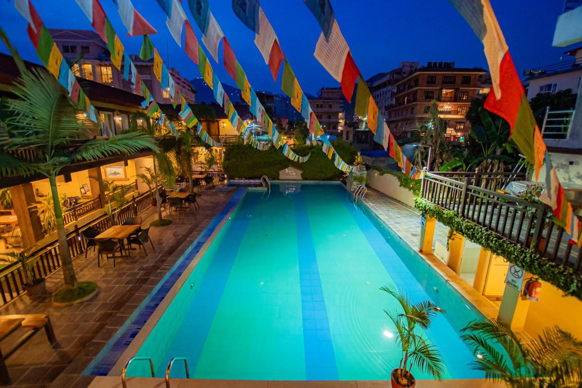 Busy Bee Resort, โพคารา ภายนอก รูปภาพ