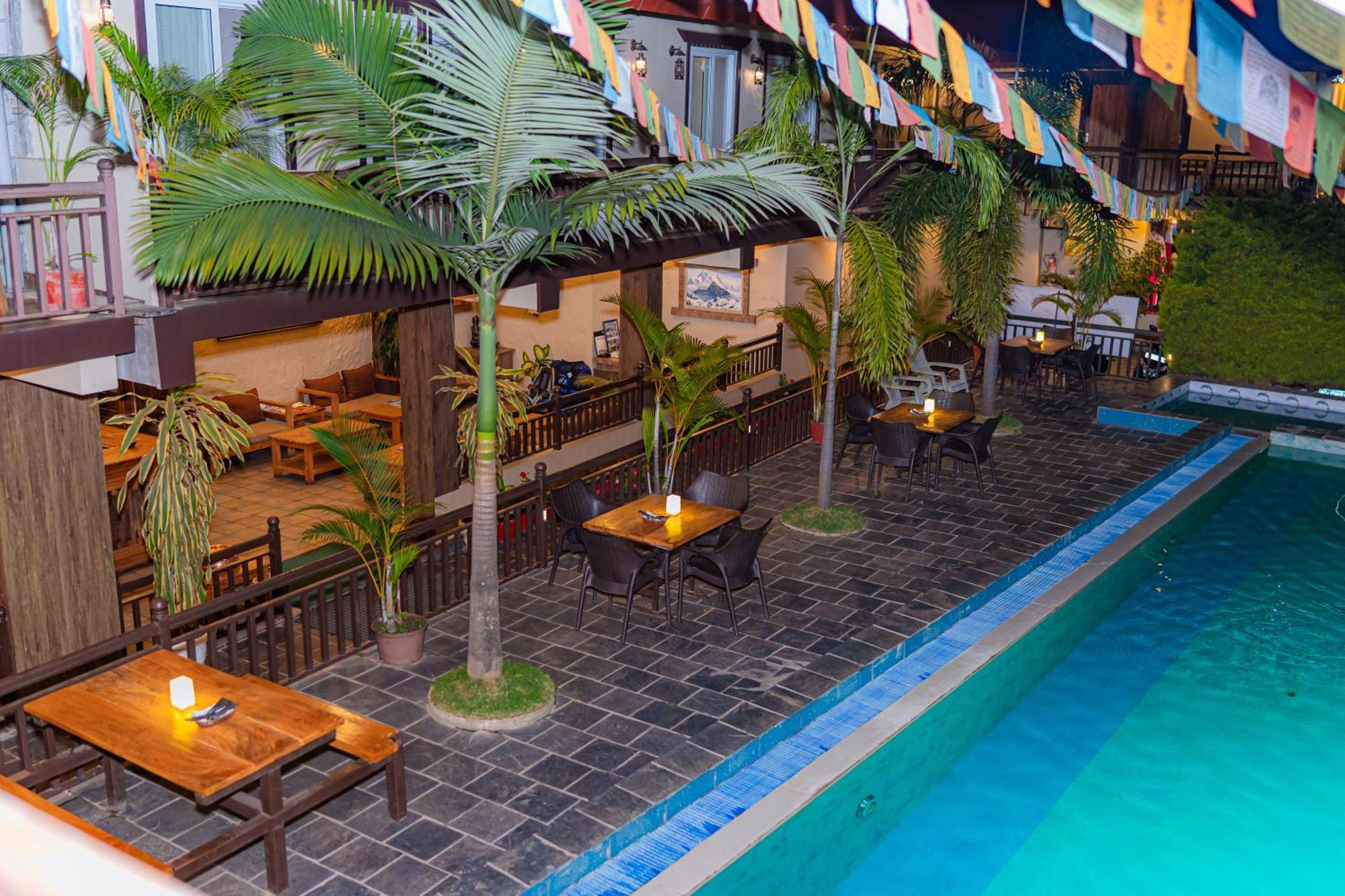Busy Bee Resort, โพคารา ภายนอก รูปภาพ